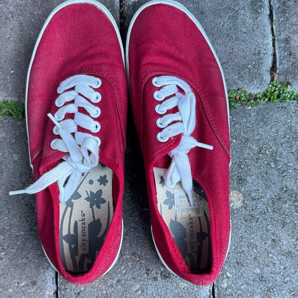 Red Canvas Sneakers with White Laces, size 5.5